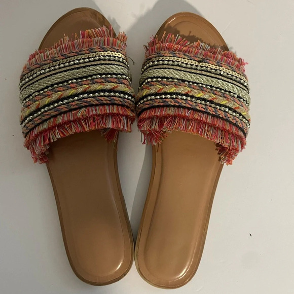 Aldo Nalani Multicolour Fringe embellished Flat Sandals -  6.5 - Picture 2 of 7